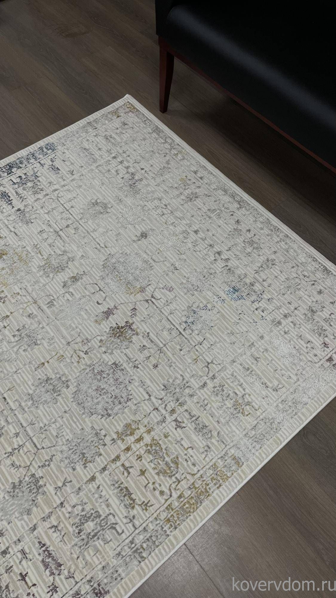 Ковер LILY 9308C S.WHITE / P.CREAM